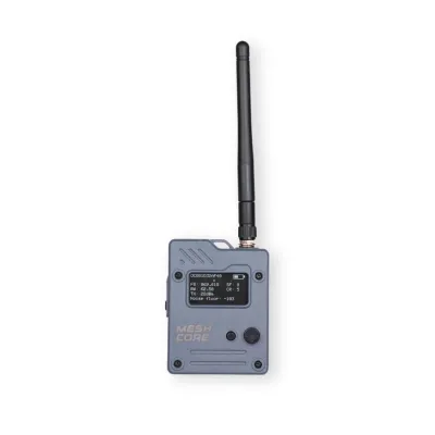 WIO TRACKER L1 PRO MESHCORE: NODO LORA CON GPS, OLED Y BATERÍA