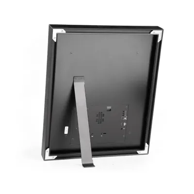 RETERMINAL E1004: PANTALLA EPAPER A COLOR DE 13,3" CON ESP32-S3, WI-FI Y BATERIA DE 6 MESES
