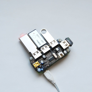 ZERO4U HUB USB PARA RASPBERRY PI ZERO (v1.3 Y W)
