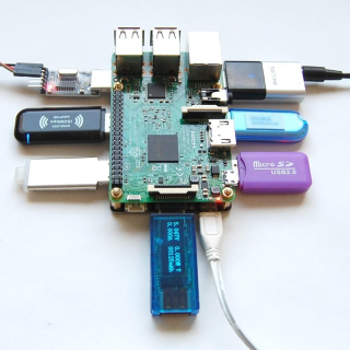 UUGEAR BIG7 HUB USB 7 PUERTOS PARA RASPBERRY PI (REV 2)