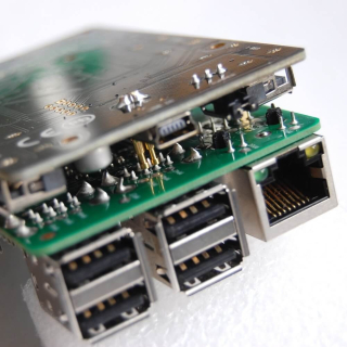 UUGEAR BIG7 HUB USB 7 PUERTOS PARA RASPBERRY PI (REV 2)