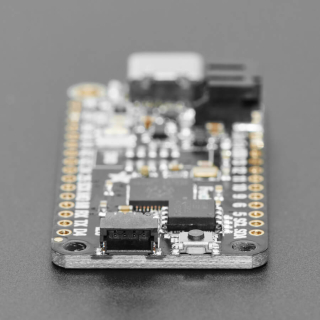 ADAFRUIT FEATHER RP2040