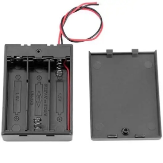 Caja portapilas para 3 pilas AA o LR06 con interruptor